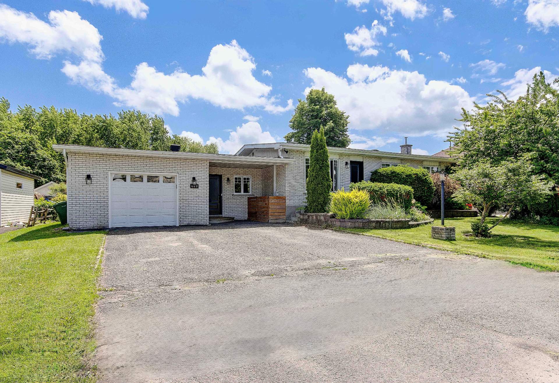 449, 15e Avenue
