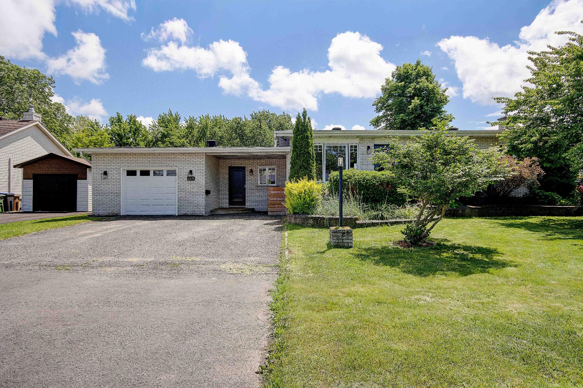 449, 15e Avenue