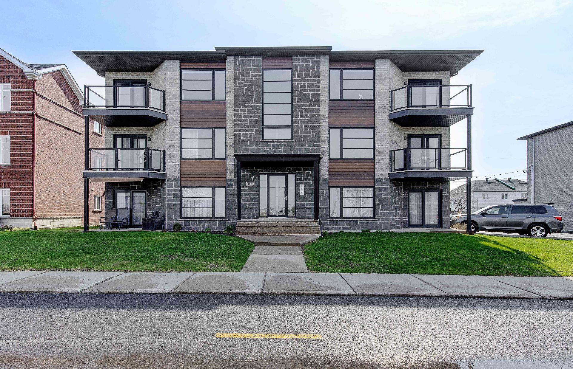 1135, Rue Douglas, APP. 202