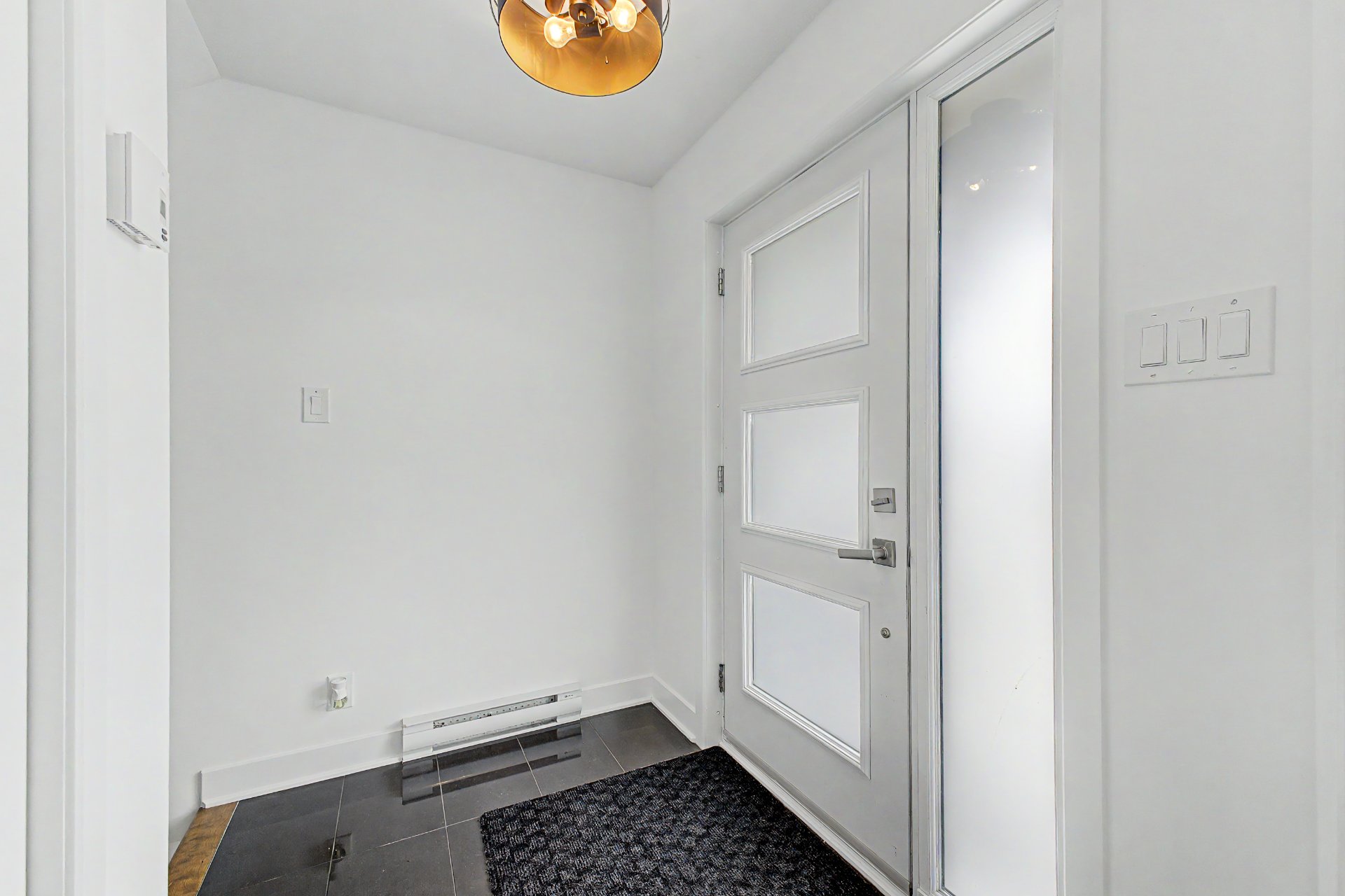 840, Rue Bousquet