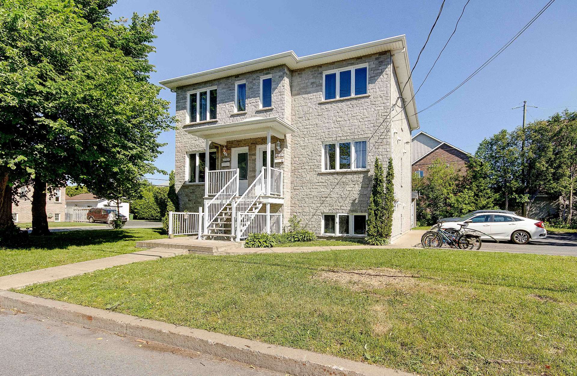 1137-1141, Rue Notre-Dame
